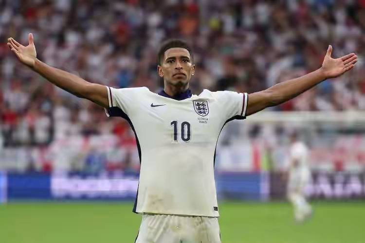 AC米兰1.2亿转会费惊天丑闻！3大罪人浮出水面，球队真要降级？